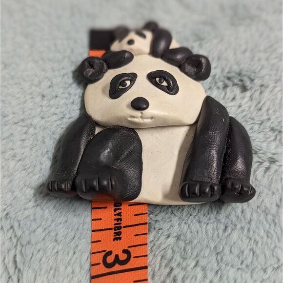 Vintage Artisan Made Panda Brooche - Picture 3 of 8